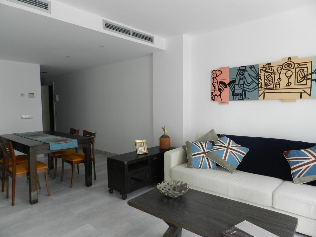 Apartaments El Cine Roses Eksteriør bilde